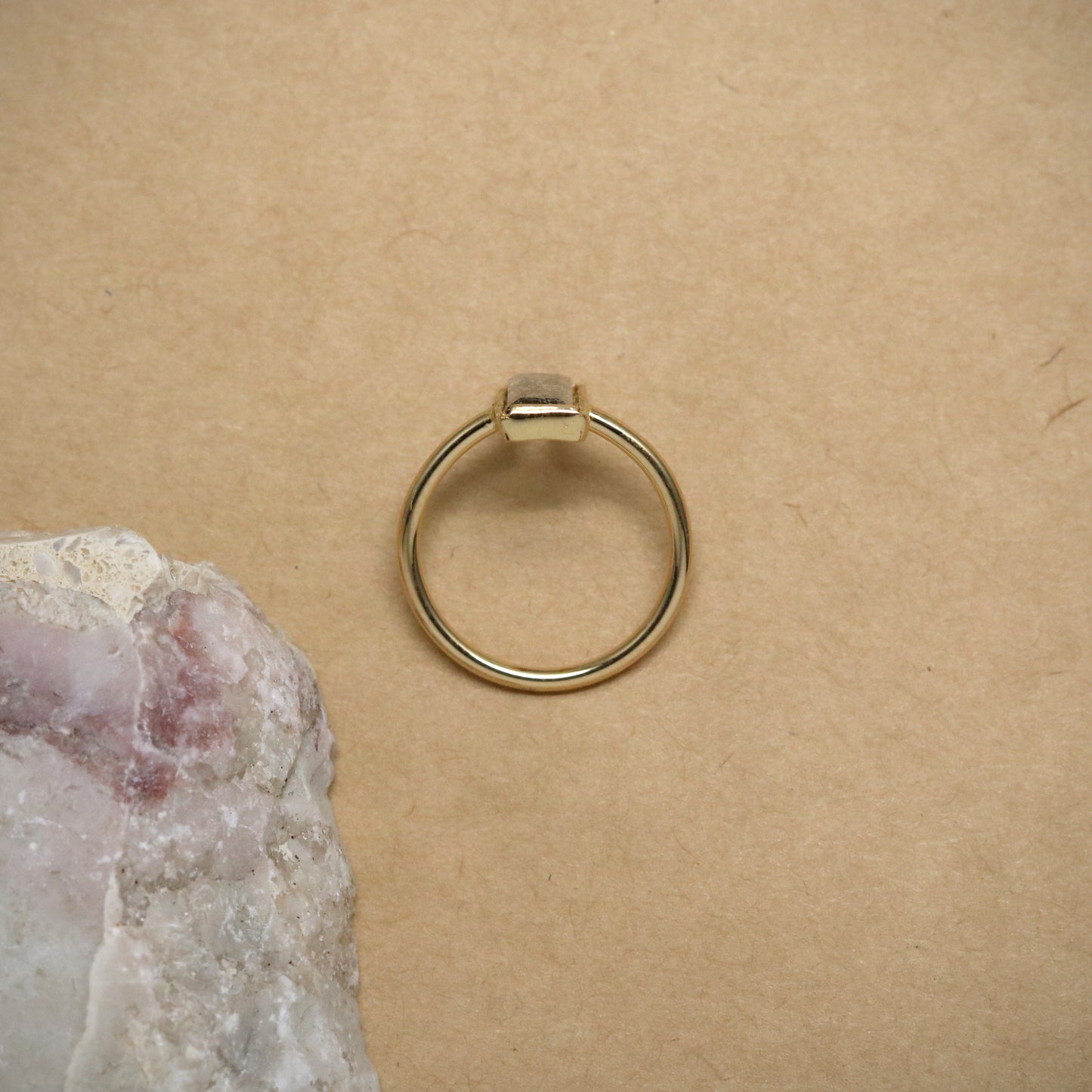 K18 Slimline Black Rutile Quartz Ring.