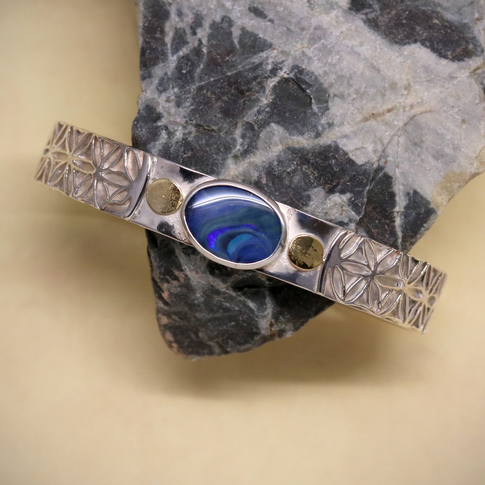 Bangle – echoes brand