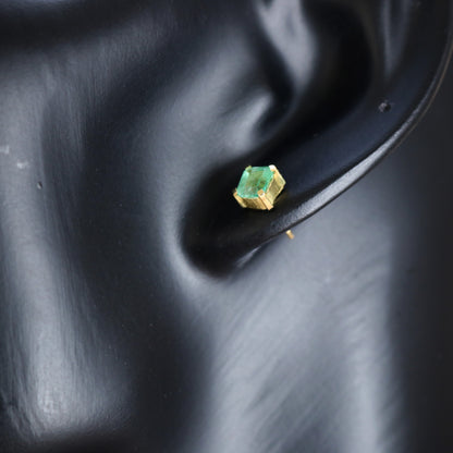 K18 Mystic Emerald Single Earring.