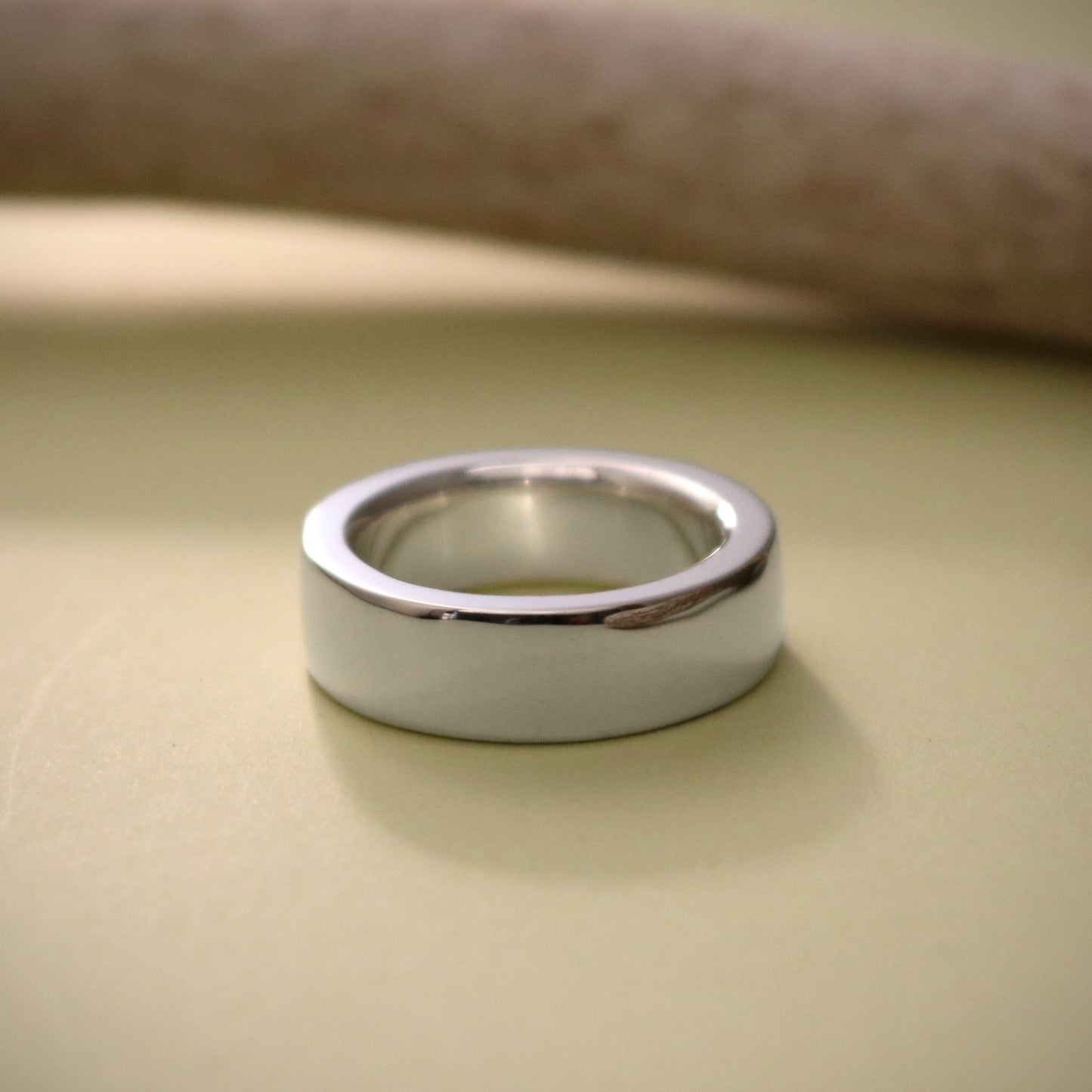 SV925 Flat Plane Ring.
