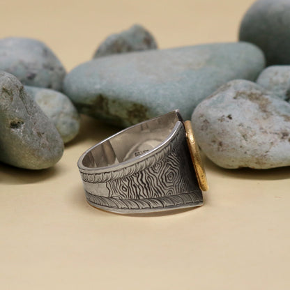 SV925/K18 Lotus Tone Ring.