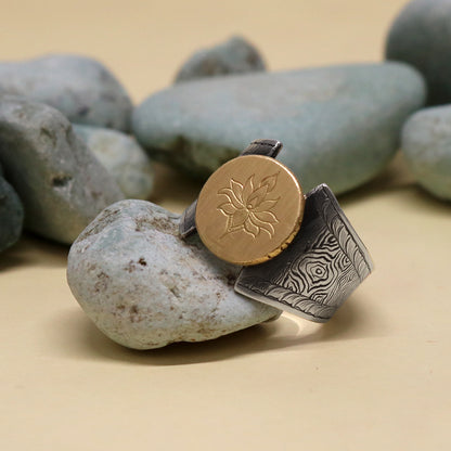 SV925/K18 Lotus Tone Ring.