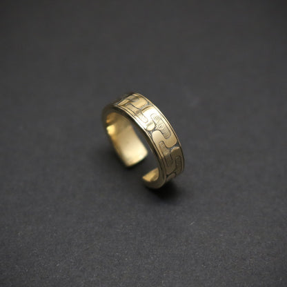 K18 KEMURI Ear Cuff.