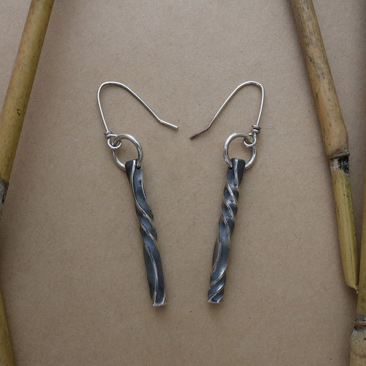 SV925 Murmuring Pierce.